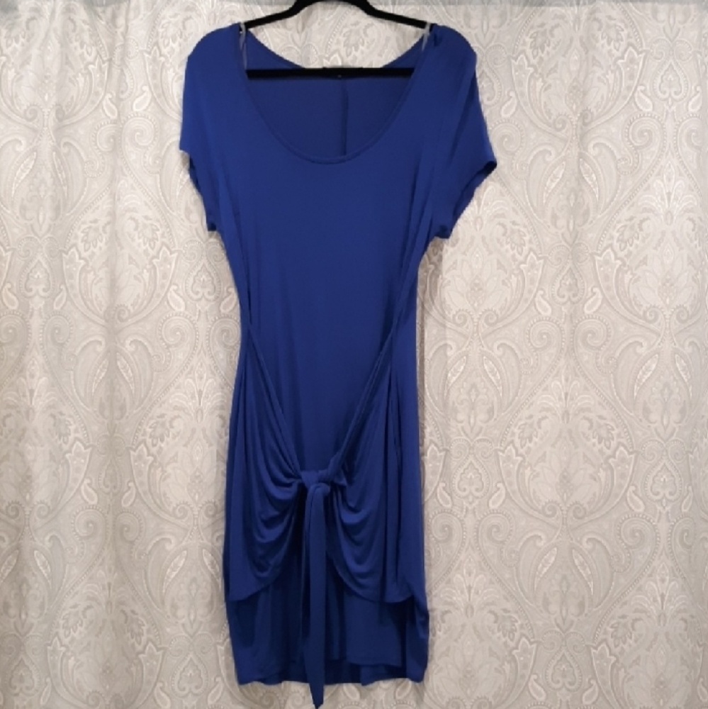 Fashion to figure wrap dress